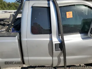 2016 Ford F-250 XLT z VIN 1FT7X2A67GEA70648, wystawiony jako Copart lot #80523844 z przebiegiem Nie podano mil oraz Nie do naprawy • Non repairable. Historia ofert i sprzedaży dostępna na DreamBid. Obrazek 11.