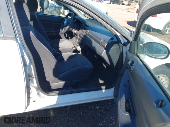 2005 Chrysler Sebring z VIN 1C3EL46X25N562313, wystawiony jako IAAI lot #41855391 z przebiegiem 133 932 mil mil oraz . Historia ofert i sprzedaży dostępna na DreamBid. Obrazek 5.