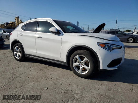 2019 Alfa Romeo Stelvio z VIN ZASPAJAN3K7C72152, wystawiony jako Copart lot #49764735 z przebiegiem 53 857 mil mil oraz Szkody całkowita. Historia ofert i sprzedaży dostępna na DreamBid. Obrazek 4.