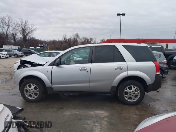 2004 Saturn VUE V6 z VIN 5GZCZ53434S871823, wystawiony jako IAAI lot #41140283 z przebiegiem 104 965 mil mil oraz . Historia ofert i sprzedaży dostępna na DreamBid. Obrazek 15.