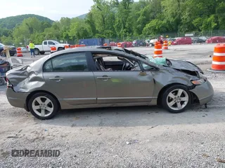 2008 Honda Civic EX-L z VIN 1HGFA16918L044300, wystawiony jako IAAI lot #42275970 z przebiegiem 165 428 mil mil oraz . Historia ofert i sprzedaży dostępna na DreamBid. Obrazek 13.