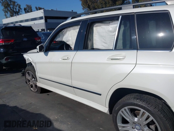 2014 Mercedes-Benz GLK 350 with VIN WDCGG5HB6EG191297, listed as a IAAI auction lot 41976369 with 79,817 mi miles and . Bid and sale history available at carsss.com. Image 15.