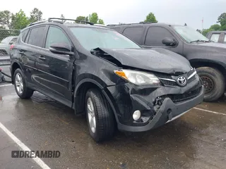 2013 Toyota RAV4 XLE z VIN 2T3RFREV0DW079010, wystawiony jako IAAI lot #42263158 z przebiegiem 96 936 mil mil oraz . Historia ofert i sprzedaży dostępna na DreamBid. Obrazek 1.
