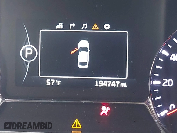 2015 Kia Optima SXL Turbo with VIN 5XXGR4A66FG393606, listed as a IAAI auction lot 42005693 with 194,747 mi miles and . Bid and sale history available at DreamBid. Image 15.
