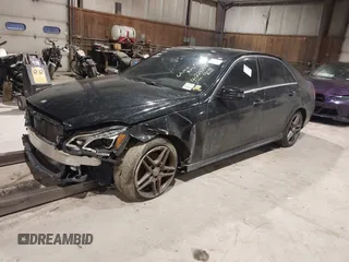 2016 Mercedes-Benz E 400 with VIN WDDHF6HB5GB172605, listed as a IAAI auction lot 41224247 with 68,010 mi miles and . Bid and sale history available at carsss.com. Image 23.