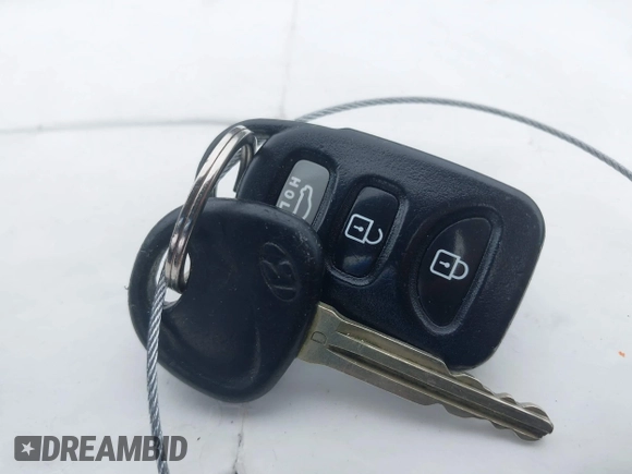 2010 Hyundai Elantra GLS z VIN KMHDU4AD8AU184849, wystawiony jako IAAI lot #42245110 z przebiegiem 173 960 mil mil oraz . Historia ofert i sprzedaży dostępna na DreamBid. Obrazek 11.