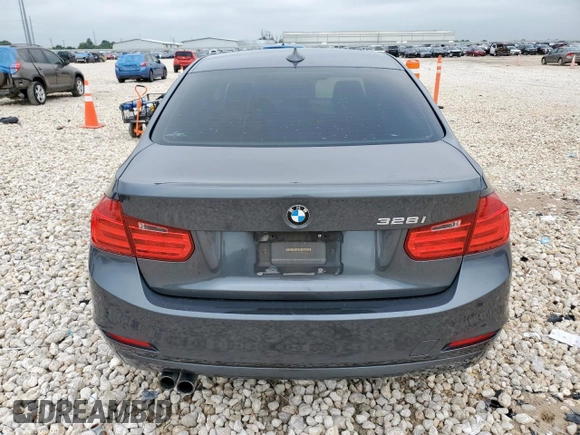 2015 BMW 3 Series 328i z VIN WBA3A5G55FNS86185, wystawiony jako Copart lot #59115875 z przebiegiem Nie podano mil oraz Szkoda całkowita • Salvage title. Historia ofert i sprzedaży dostępna na DreamBid. Obrazek 6.