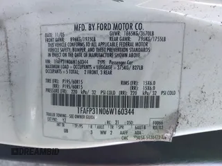 2006 Ford Focus S с VIN 1FAFP31N06W160344, выставлен на аукционе IAAI как лот 41321442 с пробегом Не указан миль и . История ставок и продаж доступна на DreamBid. Изображение 9.