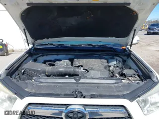 2011 Toyota 4Runner Trail with VIN JTEBU5JR8B5042490, listed as a IAAI auction lot 41848866 with 332,144 mi miles. Bid and sale history available at carsss.com. Image 10.