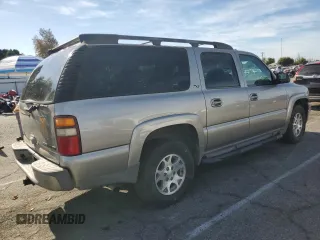 2002 Chevrolet Suburban Z71 with VIN 3GNFK16T02G237847, listed as a Copart auction lot 85391084 with 277,509 mi miles and Clean Title. Bid and sale history available at carsss.com. Image 3.