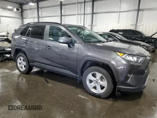 2020 Toyota RAV4 XLE with VIN 2T3P1RFVXLW119614, listed as a Copart auction lot 77139364 with 74,020 mi miles and Salvage Title. Bid and sale history available at carsss.com. Image 4.