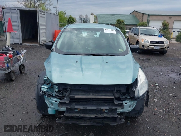 2013 Ford Escape S with VIN 1FMCU0F75DUD00309, listed as a IAAI auction lot 42017289 with 184,026 mi miles. Bid and sale history available at carsss.com. Image 13.