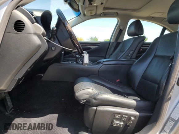 2014 Lexus LS 460 with VIN JTHCL5EF8E5022156, listed as a Copart auction lot 56633035 with 123,562 mi miles and Salvage title. Bid and sale history available at DreamBid. Image 7.