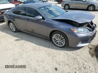 2015 Lexus ES 330 with VIN JTHBK1GG6F2196758, listed as a Copart auction lot 55349595 with 131,735 mi miles and Salvage Title. Bid and sale history available at DreamBid. Image 4.