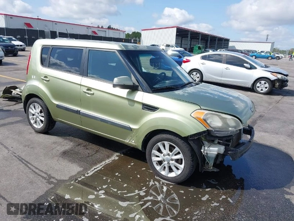 2013 Kia Soul + with VIN KNDJT2A69D7543130, listed as a IAAI auction lot 41914445 with 127,489 mi miles. Bid and sale history available at carsss.com. Image 1.