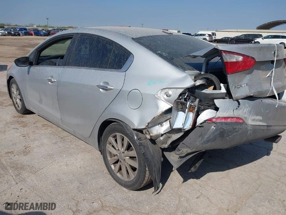 2015 Kia Forte EX with VIN KNAFX4A86F5364398, listed as a IAAI auction lot 41791972 with 158,723 mi miles. Bid and sale history available at carsss.com. Image 3.