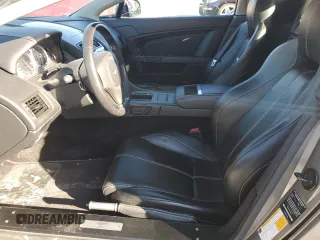 2014 Aston Martin Vantage z VIN SCFEKBBK3EGD18661, wystawiony jako Copart lot #86366204 z przebiegiem 14 863 mil mil oraz Szkoda całkowita • Salvage title. Historia ofert i sprzedaży dostępna na DreamBid. Obrazek 7.