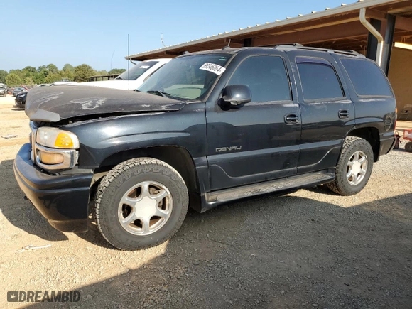 2005 GMC Yukon Denali with VIN 1GKEK63U25J236429, listed as a Copart auction lot 69346064 with 161,880 mi miles and Salvage Title. Bid and sale history available at carsss.com. Image 1.