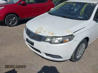 2012 Kia Forte EX with VIN KNAFU4A23C5522471, listed as a IAAI auction lot 42139432 with 176,205 mi miles. Bid and sale history available at carsss.com. Image 6.