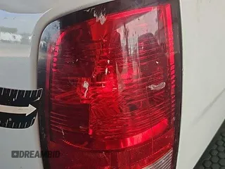 2023 Ram 1500 Tradesman z VIN 3C6JR6DG6PG541121, wystawiony jako IAAI lot #42516901 z przebiegiem 55 607 mil mil oraz . Historia ofert i sprzedaży dostępna na DreamBid. Obrazek 14.