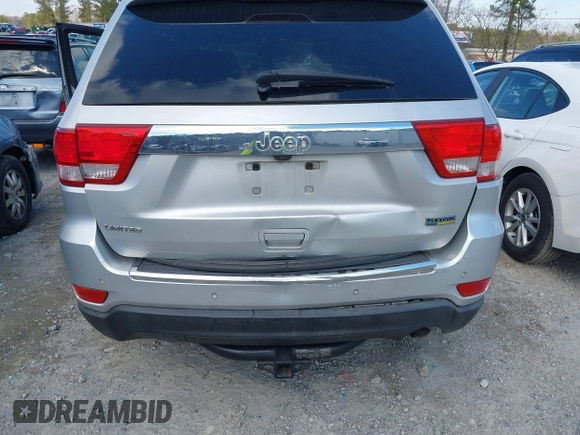 2013 Jeep Grand Cherokee Limited with VIN 1C4RJEBG2DC578388, listed as a IAAI auction lot 41624008 with 182,970 mi miles. Bid and sale history available at carsss.com. Image 6.