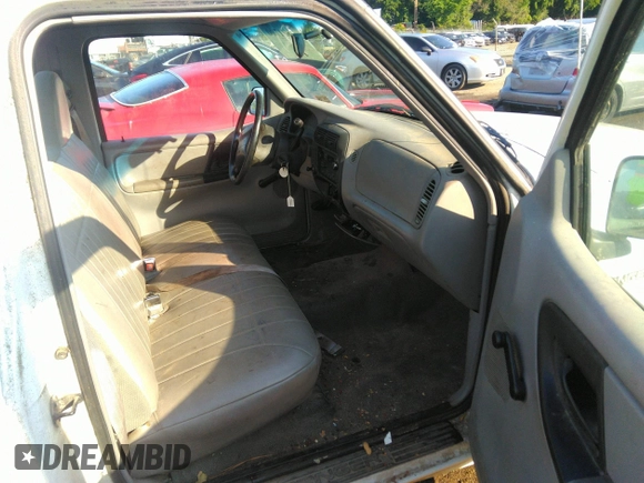 1997 Ford Ranger XLT with VIN 1FTCR10AXVTA71889, listed as a IAAI auction lot 42601700 with 123,167 mi miles and . Bid and sale history available at DreamBid. Image 5.