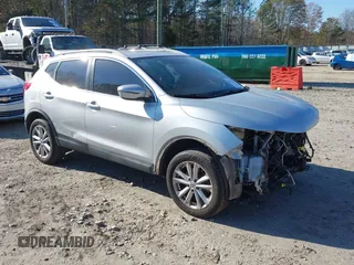 2017 Nissan Rogue SV z VIN JN1BJ1CP6HW010659, wystawiony jako IAAI lot #41024516 z przebiegiem 165 498 mil mil oraz . Historia ofert i sprzedaży dostępna na DreamBid. Obrazek 1.