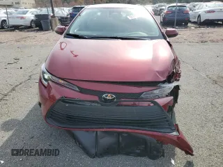 2025 Toyota Corolla LE z VIN 5YFB4MDE1SP246638, wystawiony jako Copart lot #52710175 z przebiegiem 922 mil mil oraz Szkoda całkowita • Salvage title. Historia ofert i sprzedaży dostępna na DreamBid. Obrazek 5.