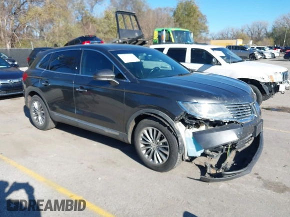 2017 Lincoln MKX Select with VIN 2LMPJ6KR7HBL16225, listed as a IAAI auction lot 40920232 with 105,124 mi miles. Bid and sale history available at carsss.com. Image 1.