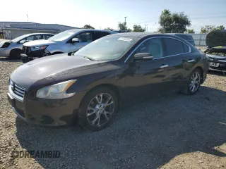 2014 Nissan Maxima SV z VIN 1N4AA5AP1EC454179, wystawiony jako Copart lot #61185305 z przebiegiem 71 121 mil mil oraz Szkoda całkowita • Salvage title. Historia ofert i sprzedaży dostępna na DreamBid. Obrazek 1.