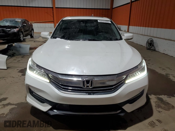 2017 Honda Accord Touring with VIN 1HGCR3F91HA802106, listed as a Copart auction lot 44224265 with 145,243 mi miles and Salvage title. Bid and sale history available at DreamBid. Image 5.
