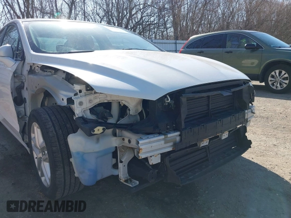 2015 Ford Fusion SE with VIN 3FA6P0H72FR138662, listed as a IAAI auction lot 41964087 with 190,982 mi miles and . Bid and sale history available at DreamBid. Image 12.