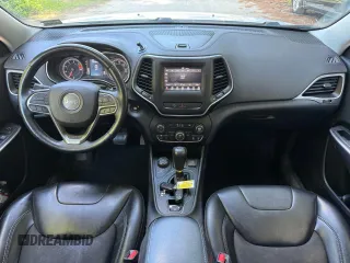 2019 Jeep Cherokee Latitude Plus with VIN 1C4PJMLB9KD342008, listed as a Copart auction lot 66035525 with 139,020 mi miles and Clean title. Bid and sale history available at DreamBid. Image 9.
