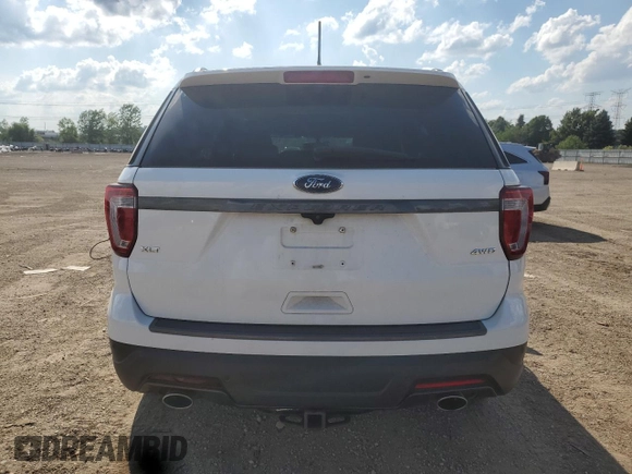 2018 Ford Explorer XLT с VIN 1FM5K8D81JGA62185, выставлен на аукционе Copart как лот 62509555 с пробегом 77 262 миль миль и Списание • Salvage title. История ставок и продаж доступна на DreamBid. Изображение 6.