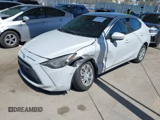 2019 Toyota Yaris L с VIN 3MYDLBYV5KY512111, выставлен на аукционе IAAI как лот 42317107 с пробегом 74 632 миль миль и . История ставок и продаж доступна на DreamBid. Изображение 17.