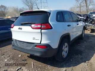 2015 Jeep Cherokee Sport с VIN 1C4PJLAB8FW531241, выставлен на аукционе IAAI как лот 41787819 с пробегом 136 720 миль миль и . История ставок и продаж доступна на DreamBid. Изображение 4.