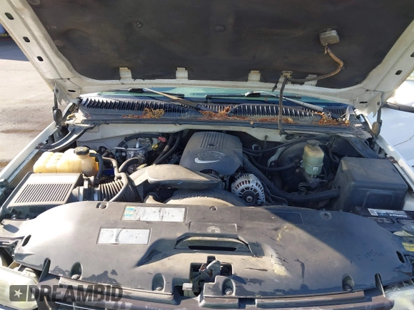 2002 Chevrolet Silverado 1500 LT with VIN 2GCEK19T421294092, listed as a IAAI auction lot 42149597 with 310,350 mi miles. Bid and sale history available at carsss.com. Image 10.