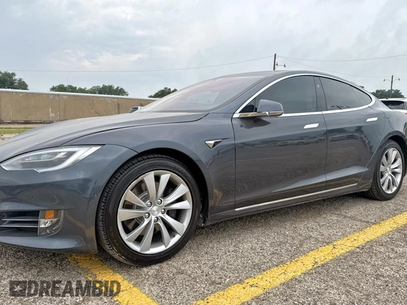 2017 Tesla Model S 60 с VIN 5YJSA1E14HF195384, выставлен на аукционе Copart как лот 57817915 с пробегом 52 075 миль миль и Чистый • Clean title. История ставок и продаж доступна на DreamBid. Изображение 2.