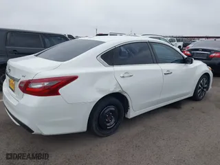 2018 Nissan Altima 2.5 SV with VIN 1N4AL3AP9JC276255, listed as a IAAI auction lot 41700116 with 1 mi miles. Bid and sale history available at carsss.com. Image 4.