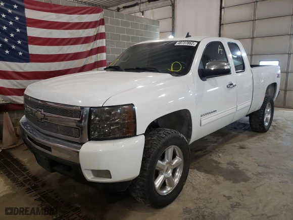 2010 Chevrolet Silverado 1500 LT with VIN 1GCSKSE30AZ125840, listed as a Copart auction lot 48737862 with 140,516 mi miles and Clean Title. Bid and sale history available at carsss.com. Image 2.