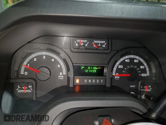 2013 Ford Econoline Passenger XL with VIN 1FBSS3BLXDDB03571, listed as a Copart auction lot 51635685 with 121,439 mi miles and Clean title. Bid and sale history available at DreamBid. Image 9.