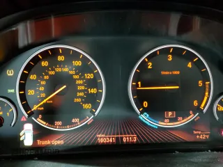 2015 BMW 5 Series 535d xDrive with VIN WBAFV3C55FD686510, listed as a Copart auction lot 51404955 with 160,341 mi miles and Salvage title. Bid and sale history available at DreamBid. Image 9.