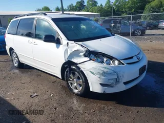 2010 Toyota Sienna CE z VIN 5TDKK4CCXAS316407, wystawiony jako IAAI lot #42300519 z przebiegiem 282 196 mil mil oraz . Historia ofert i sprzedaży dostępna na DreamBid. Obrazek 1.