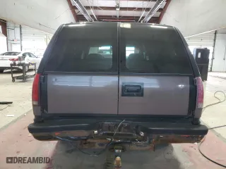 1998 Chevrolet Tahoe with VIN 1GNEK13R0WJ302401, listed as a Copart auction lot 47196925 with 202,595 mi miles and Salvage Title. Bid and sale history available at carsss.com. Image 6.