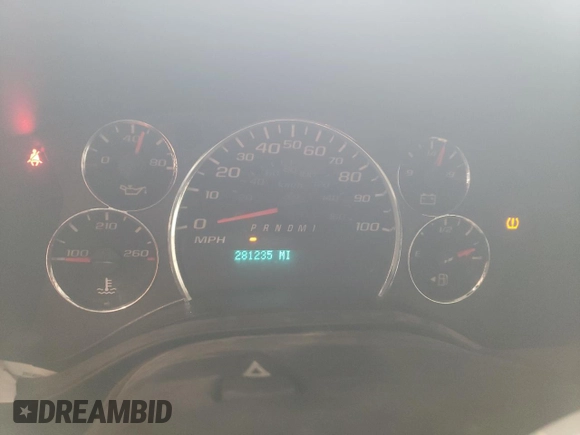 2017 Chevrolet Express Cargo Van with VIN 1GCWGBFF6H1193239, listed as a Copart auction lot 63022914 with 281,235 mi miles and Salvage Title. Bid and sale history available at carsss.com. Image 9.