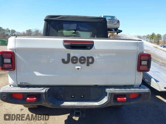 2020 Jeep Gladiator Rubicon with VIN 1C6JJTBG1LL181875, listed as a IAAI auction lot 41722037 with 51,037 mi miles and . Bid and sale history available at DreamBid. Image 17.