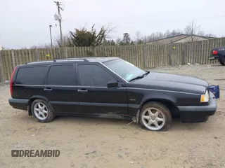 1996 Volvo 850 с VIN YV1LW5549T2173250, выставлен на аукционе IAAI как лот 41773998 с пробегом 224 384 миль миль и . История ставок и продаж доступна на DreamBid. Изображение 13.