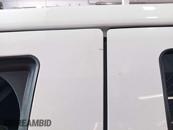 2022 Toyota Tundra SR with VIN 5TFKB5DAXNX006096, listed as a IAAI auction lot 42727998 with 44,389 mi miles and . Bid and sale history available at DreamBid. Image 5.
