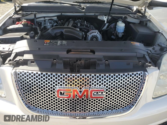 2013 GMC Yukon Denali with VIN 1GKS2EEF1DR109442, listed as a Copart auction lot 52994175 with 138,846 mi miles and Clean Title. Bid and sale history available at carsss.com. Image 12.