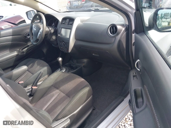 2019 Nissan Versa Sedan SV with VIN 3N1CN7AP2KL868125, listed as a IAAI auction lot 41966806 with 73,481 mi miles. Bid and sale history available at carsss.com. Image 5.